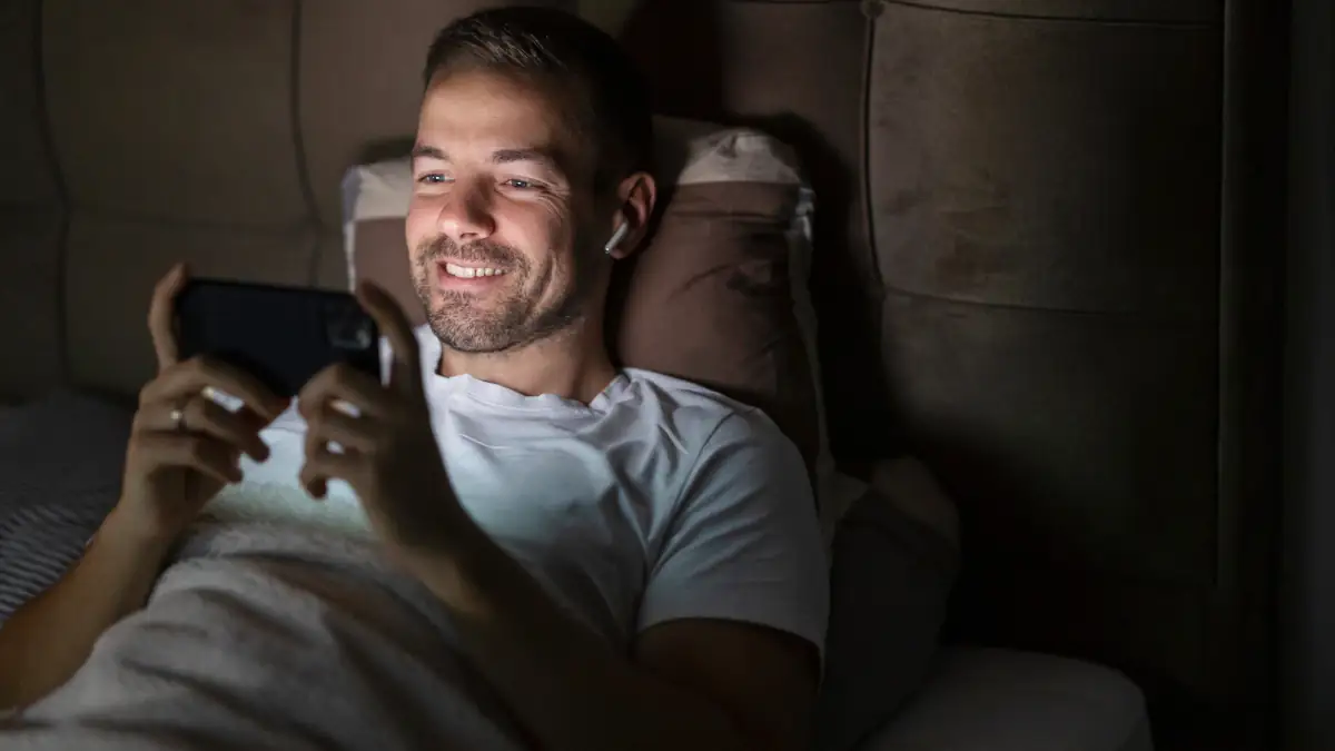 Gerne lange wach? Studie enthüllt, warum Nachtmenschen früher sterben