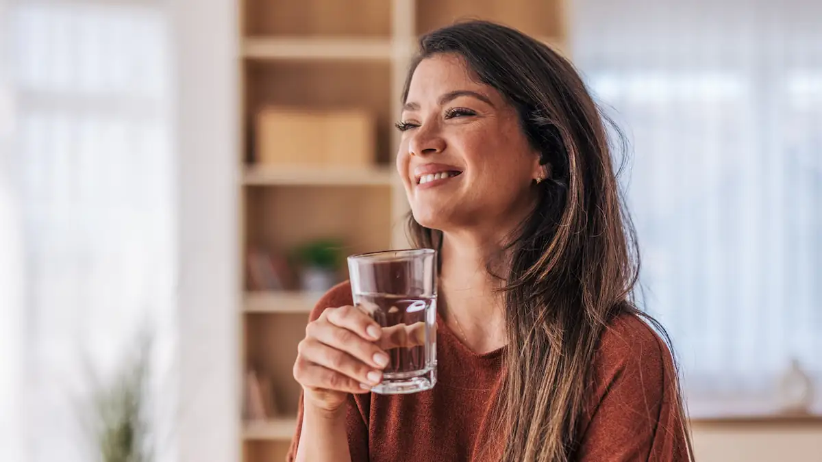 Heißes Wasser trinken: Ist das wirklich gesund oder nur ein Social-Media-Hype?
