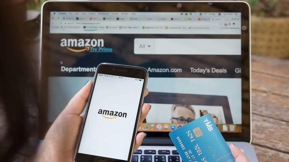 Vorsicht vor „130 Euro-Masche“: Amazon-Kunden gefährdet