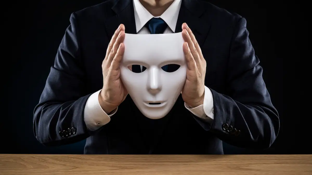 Schreibt da ein Psychopath? Unauffällige Angewohnheit beim Texten ist ein wichtiger Hinweis