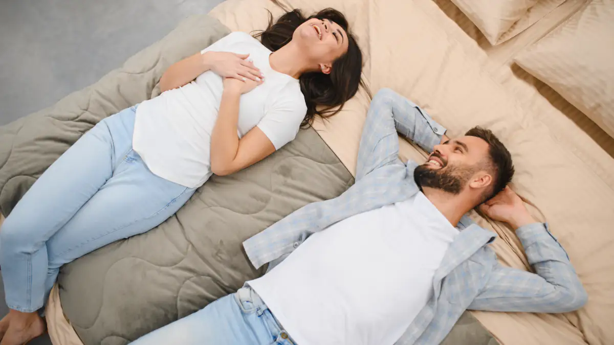 Rechts oder links? Das sagt die Wahl der Bettseite über die Persönlichkeit aus