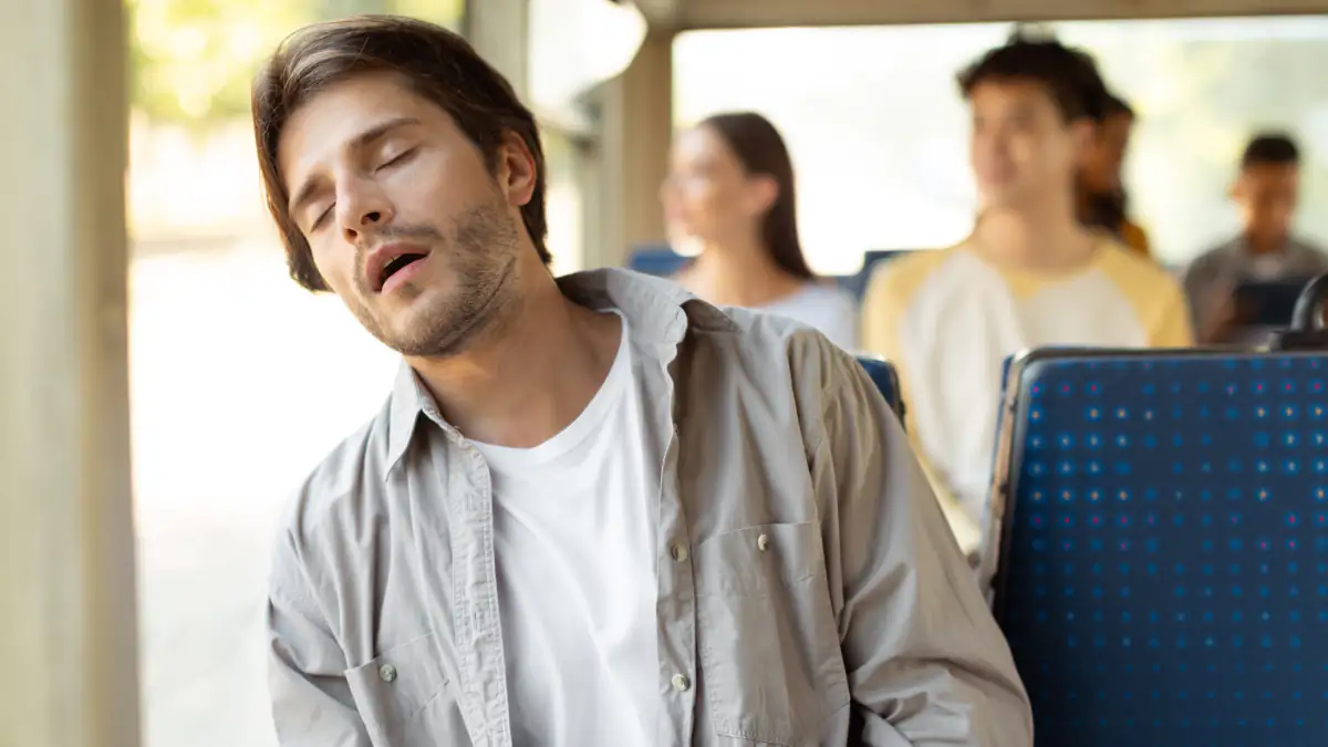 Ständig müde trotz 8 Stunden Schlaf? Diese Ursachen stecken dahinter