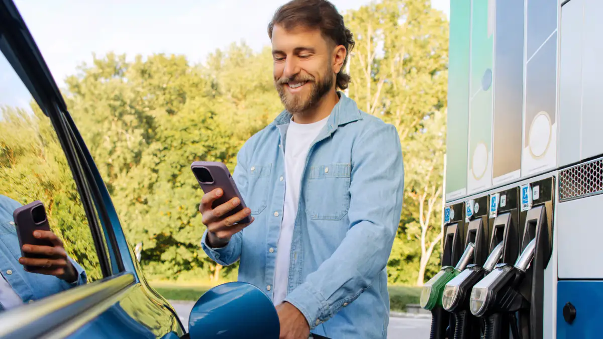 Wegen hoher Spritpreise: Autofahrer tanken im Ausland – jetzt greift der Zoll ein