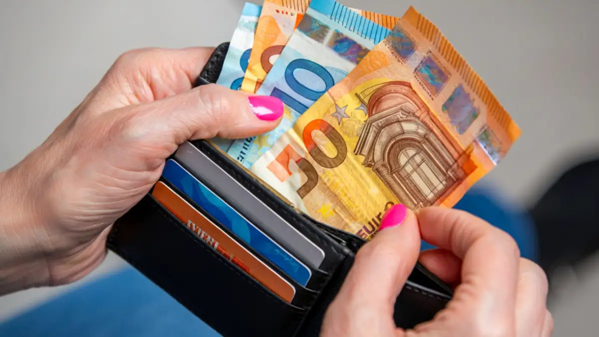 Finanzen im Griff: 50-30-20-Regel soll beim Sparen helfen