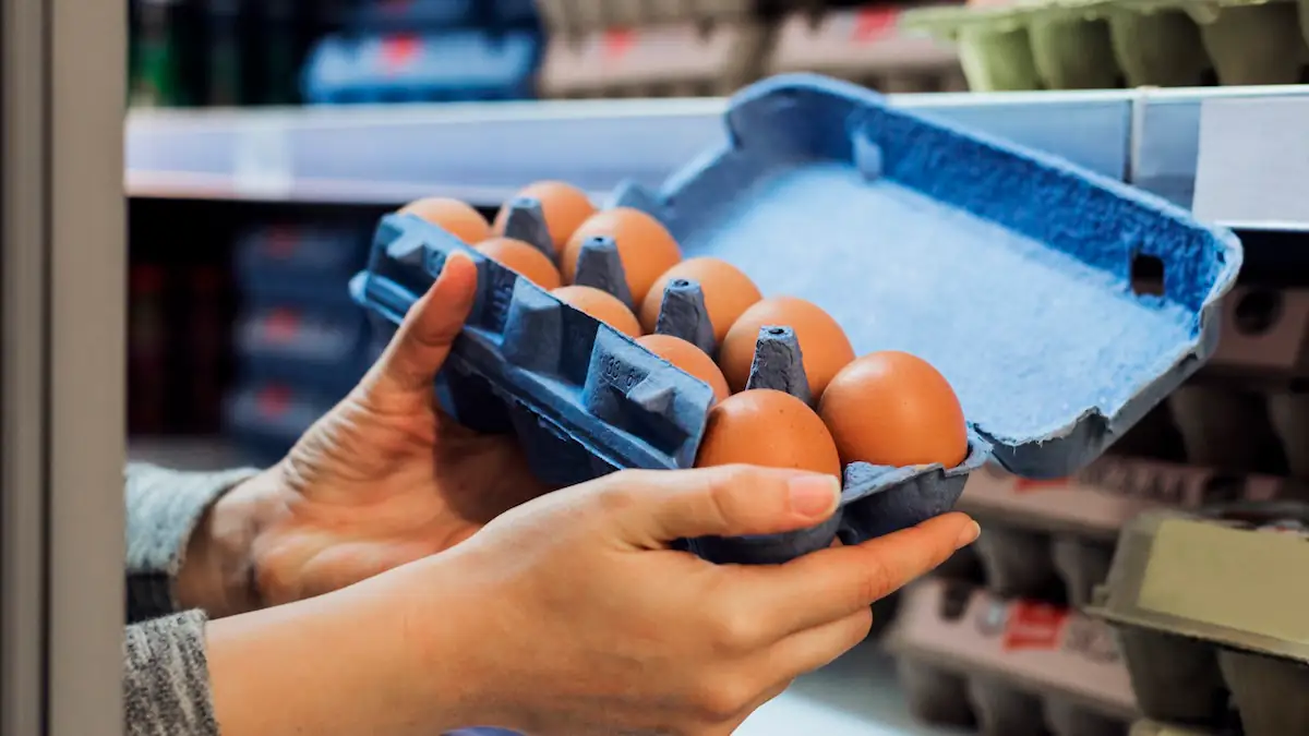 XL-Eier im Supermarkt: Warum man einen Bogen darum machen sollte