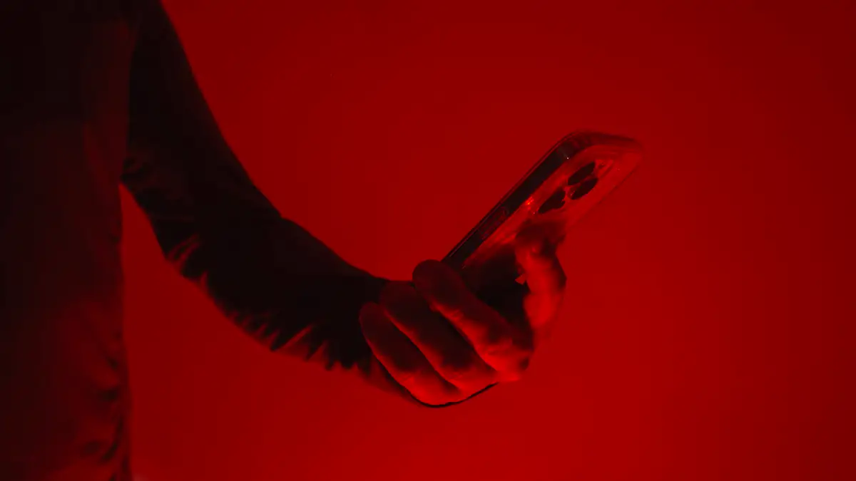 Wird mein Smartphone überwacht? Diese Codes können helfen