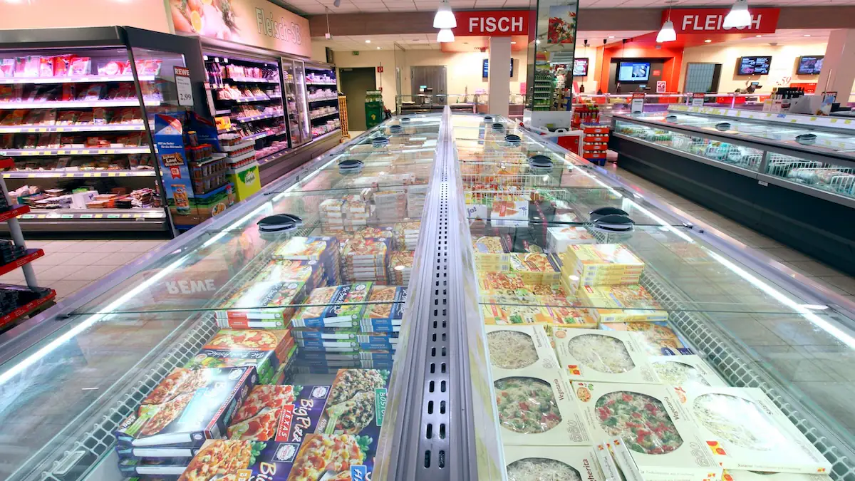 Plastikteile in TK-Pizza: Rückruf bei Rewe gestartet