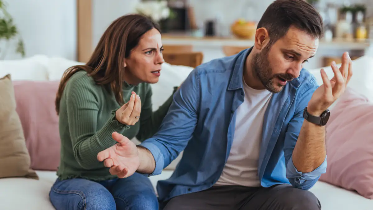 Gewalt gegen Männer in Beziehungen: Warum viele Betroffene schweigen