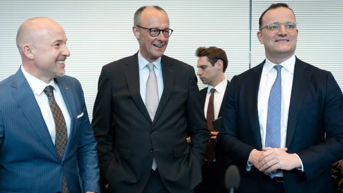 Nach Leihmutterschaftsdebatte um Jens Spahn: Merz äußert sich zu Rücktritt