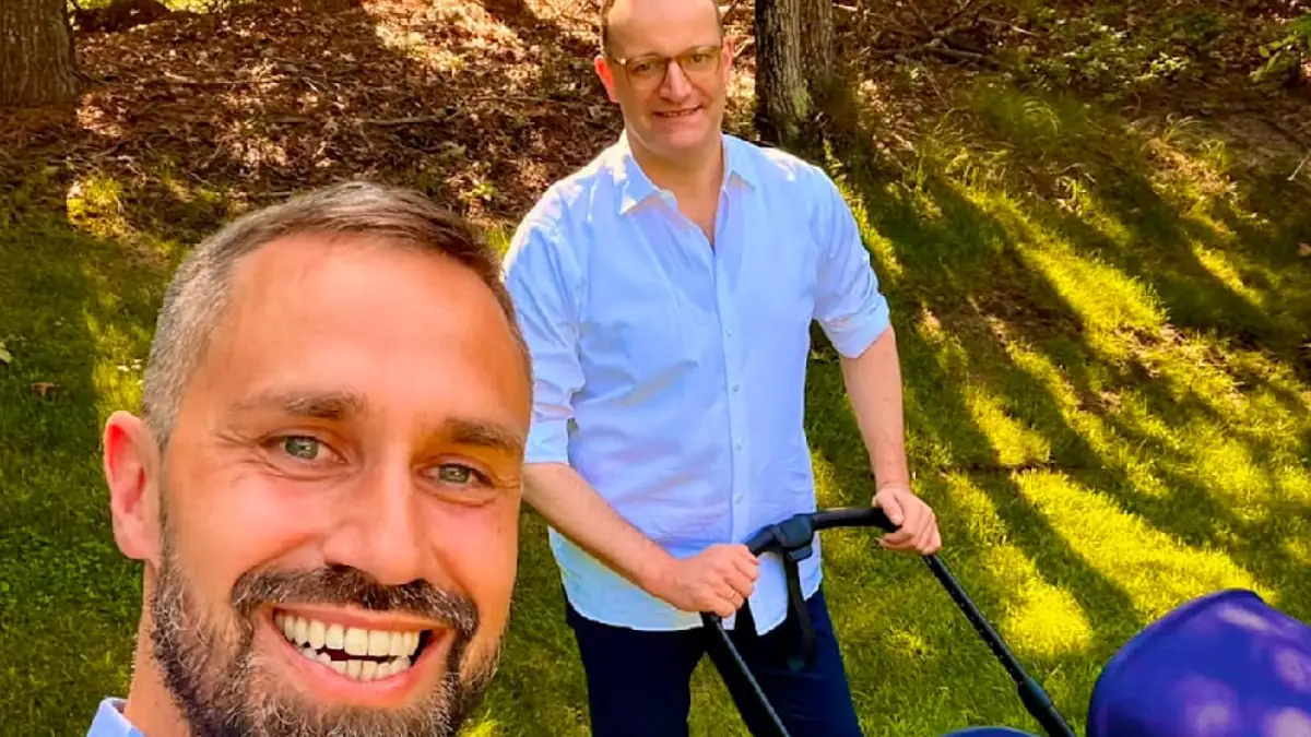 „Wir sind eine Familie“: Jens Spahn ist Vater geworden
