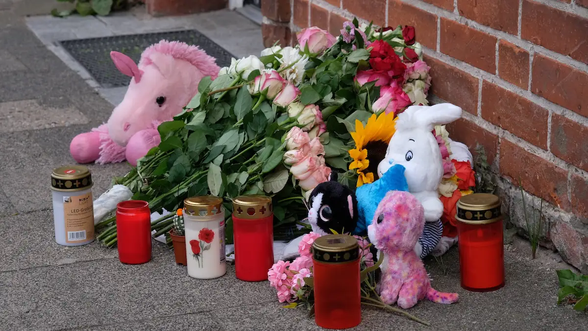 Bella (3) ertrank im Pool: Warum die Staatsanwaltschaft gegen die Eltern ermittelt