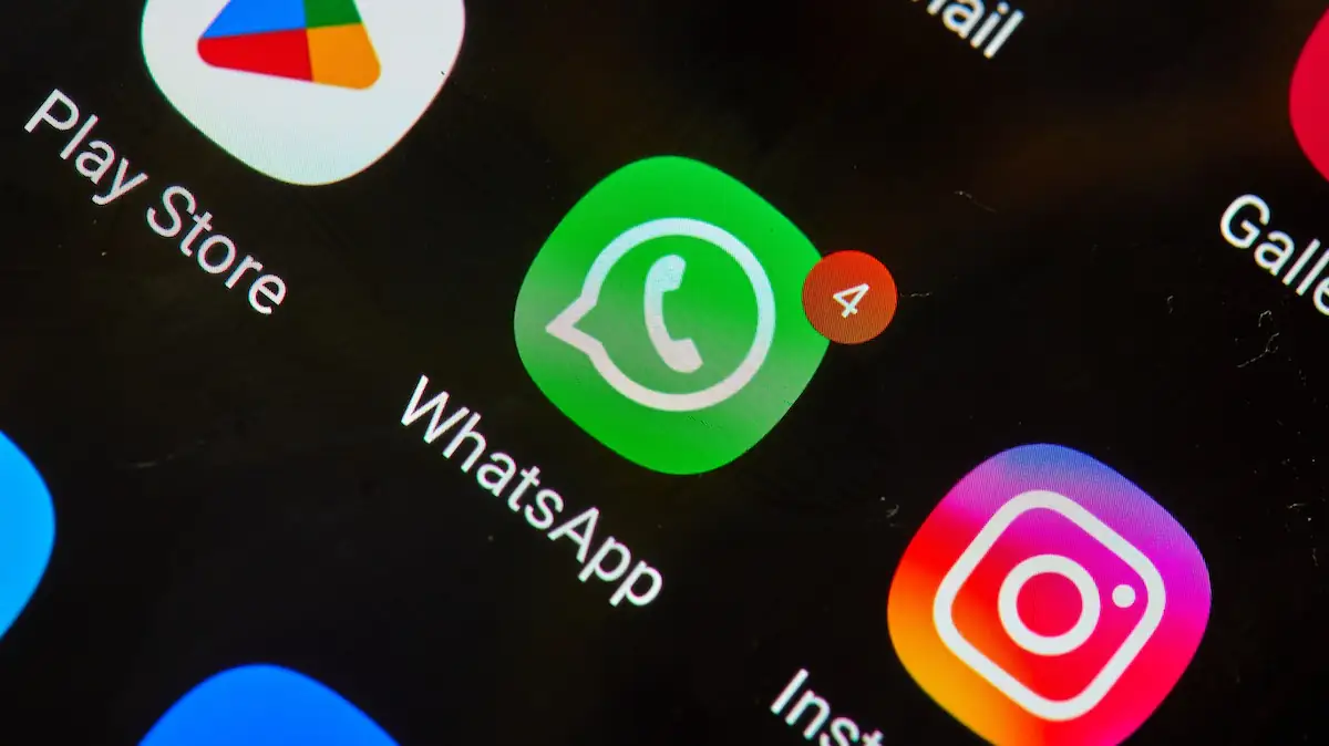 Geburtstagsgeschenke für WhatsApp-Nutzer? Experten warnen vor Kettenbrief