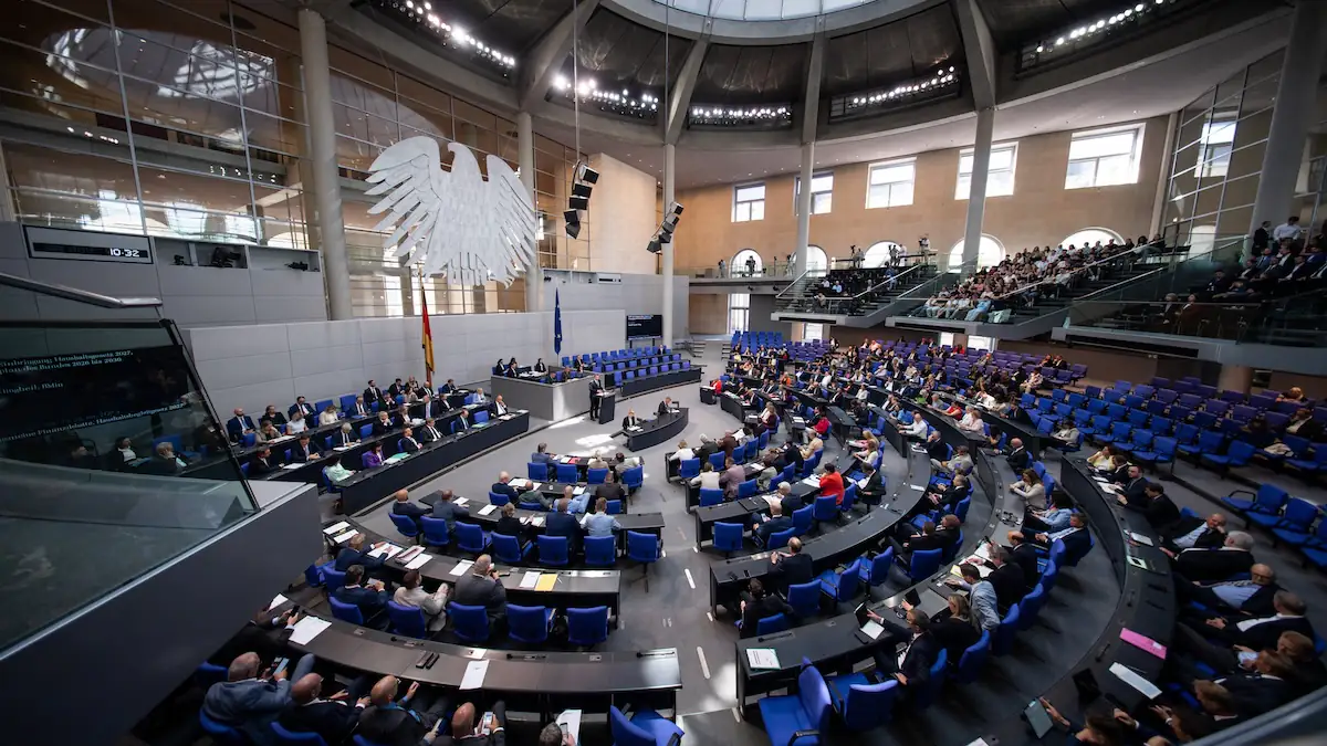 Begleitet von Pfiffen und Tumult: So hitzig lief der Auftakt der Generaldebatte im Bundestag