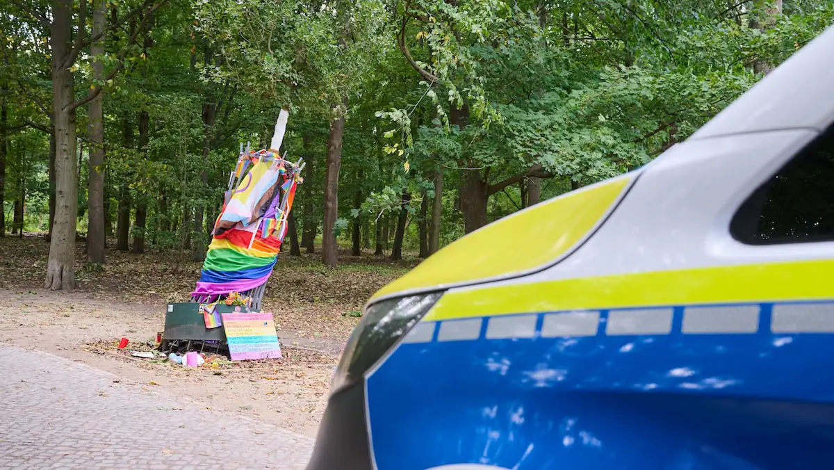 Gedenkstelle für Opfer des CSD-Anschlags wurde mehrfach beschädigt