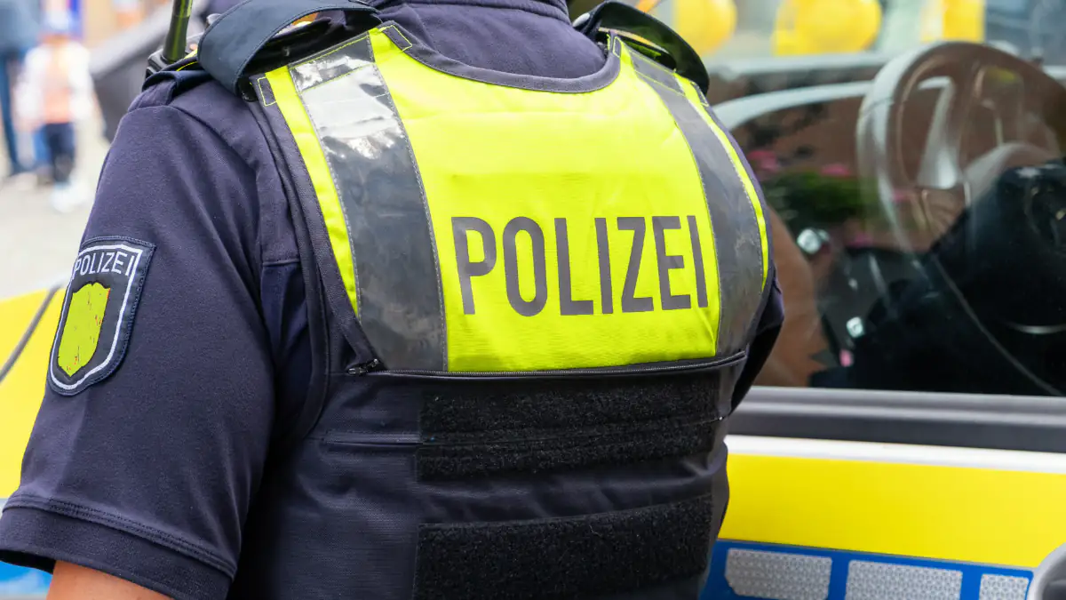 Polizei findet Sprengvorrichtung: Mutmaßlicher Anschlag auf Umspannwerk in Brandenburg