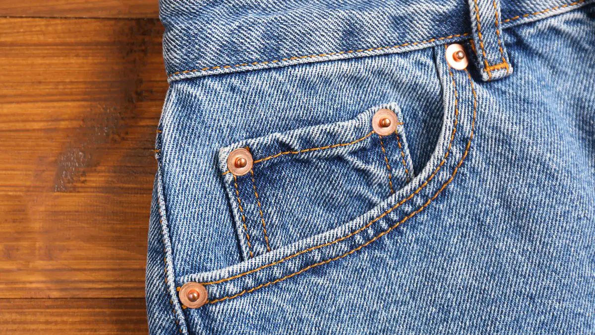 Wofür ist die kleine Tasche an der Jeans wirklich da?