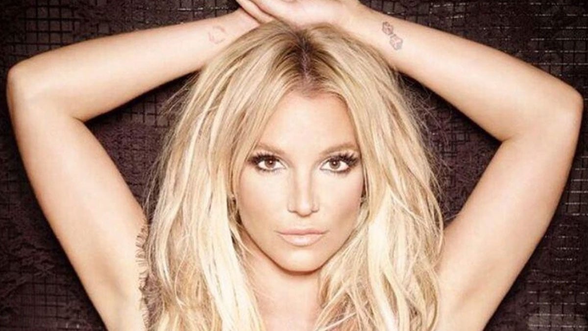 Britney Spears: Hotte Brust-Blitzer am Strand