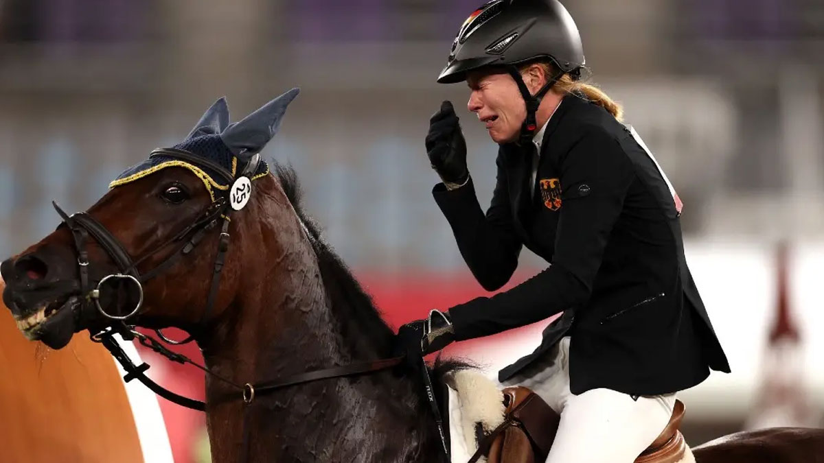 Olympia: Schauspielerin Kaley Cuoco will Annika Schleus Pferd kaufen