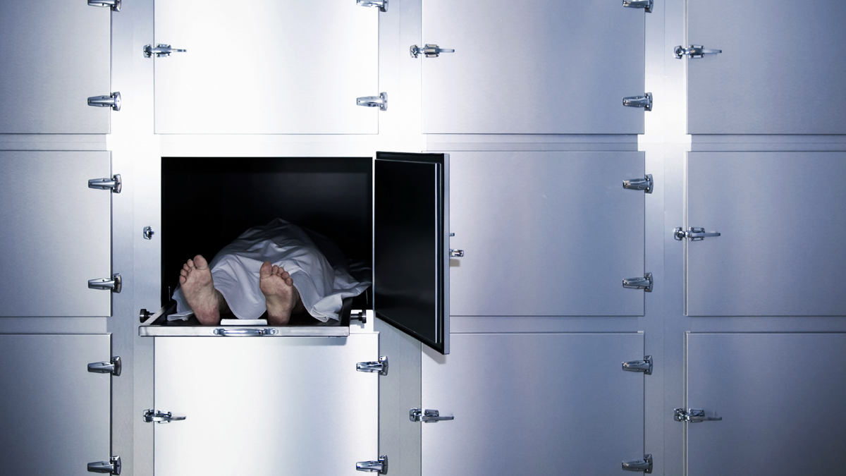 Fälschlicherweise für tot erklärt: Mann überlebt im Kühlraum einer Leichenhalle