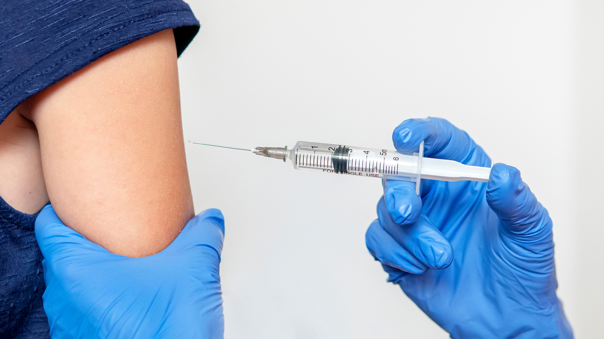 Corona-Impfung: Erste Daten zeigen Wirksamkeit gegen Omikron