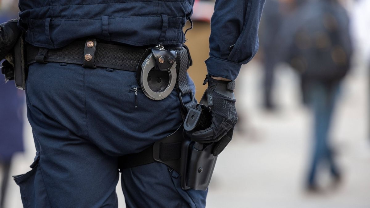 SEK stürmt falsche Wohnung: Polizist bietet Betroffenem dreiste Entschädigung an