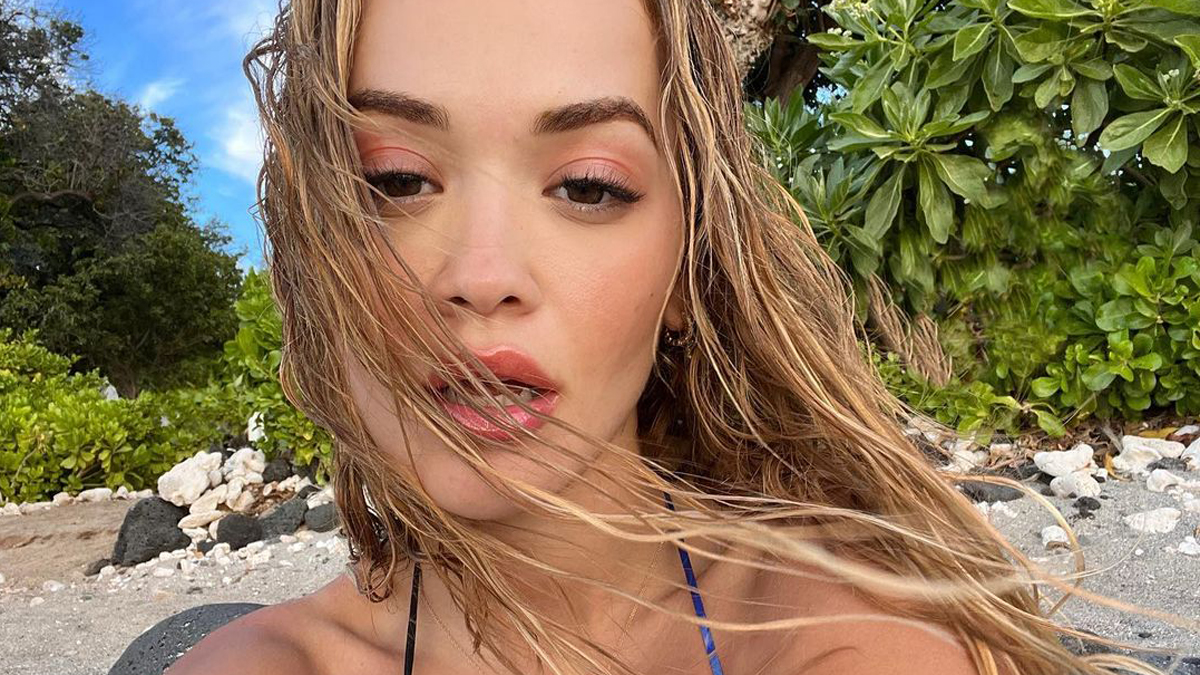 Heiße Instagram-Show: Rita Ora total versaut am Strand