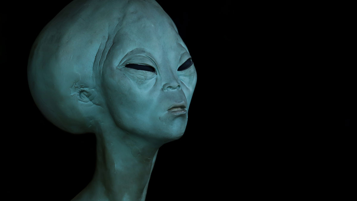 Zeitreisender verrät: unglaubliche Alienspezies wird bald eintreffen
