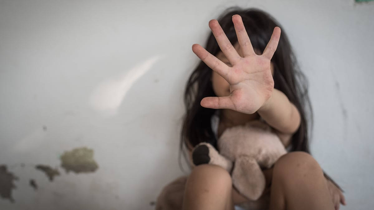11-jähriges Mädchen von fünf Männern vergewaltigt
