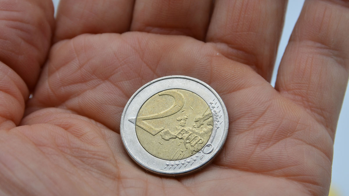 2EuroMünze Strichmännchen wert Wie viel man für die Fehlprägung bekommt