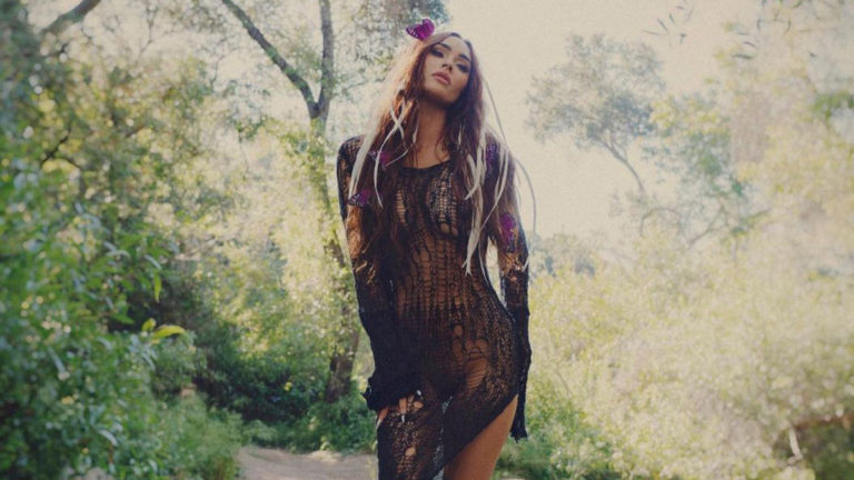 Megan Fox séduit les fans avec un show nu sur Instagram – SamaGame